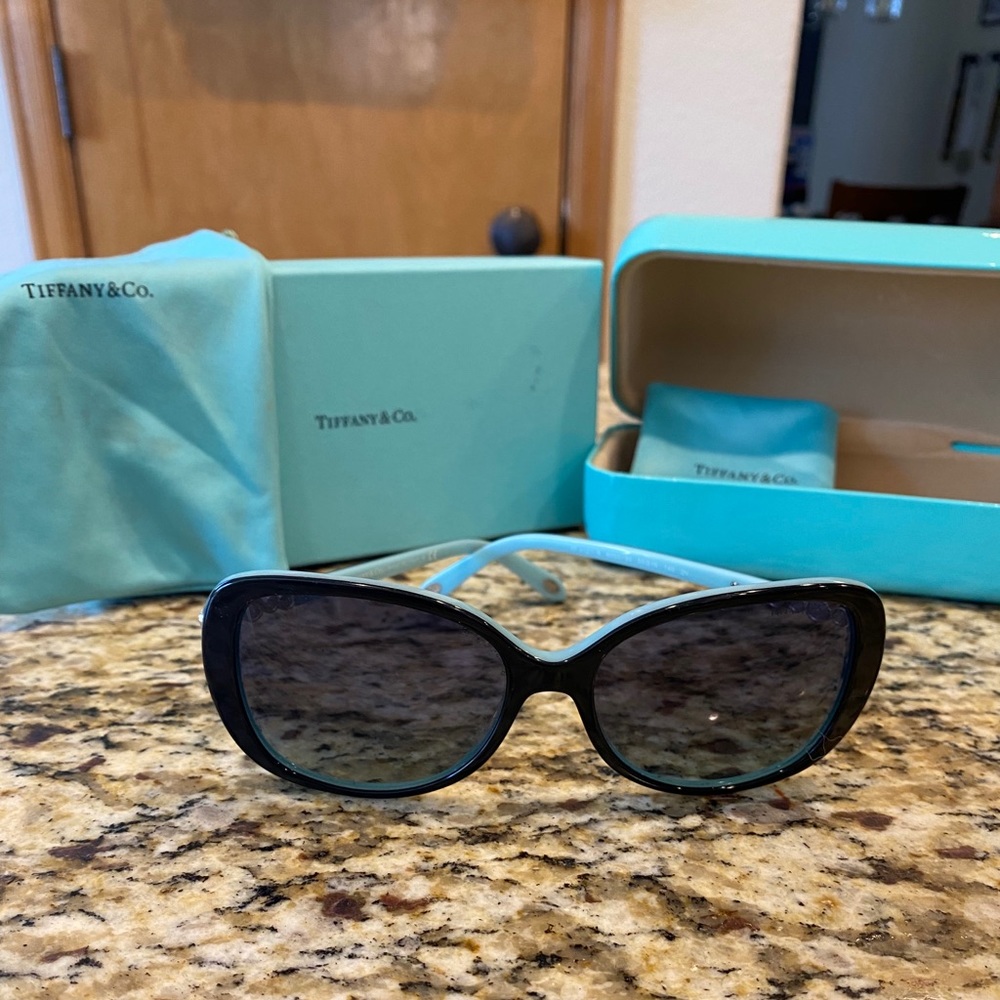 Tiffanys sunglasses